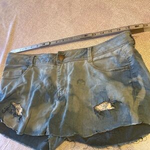 Super skinny women’s jean short size 14